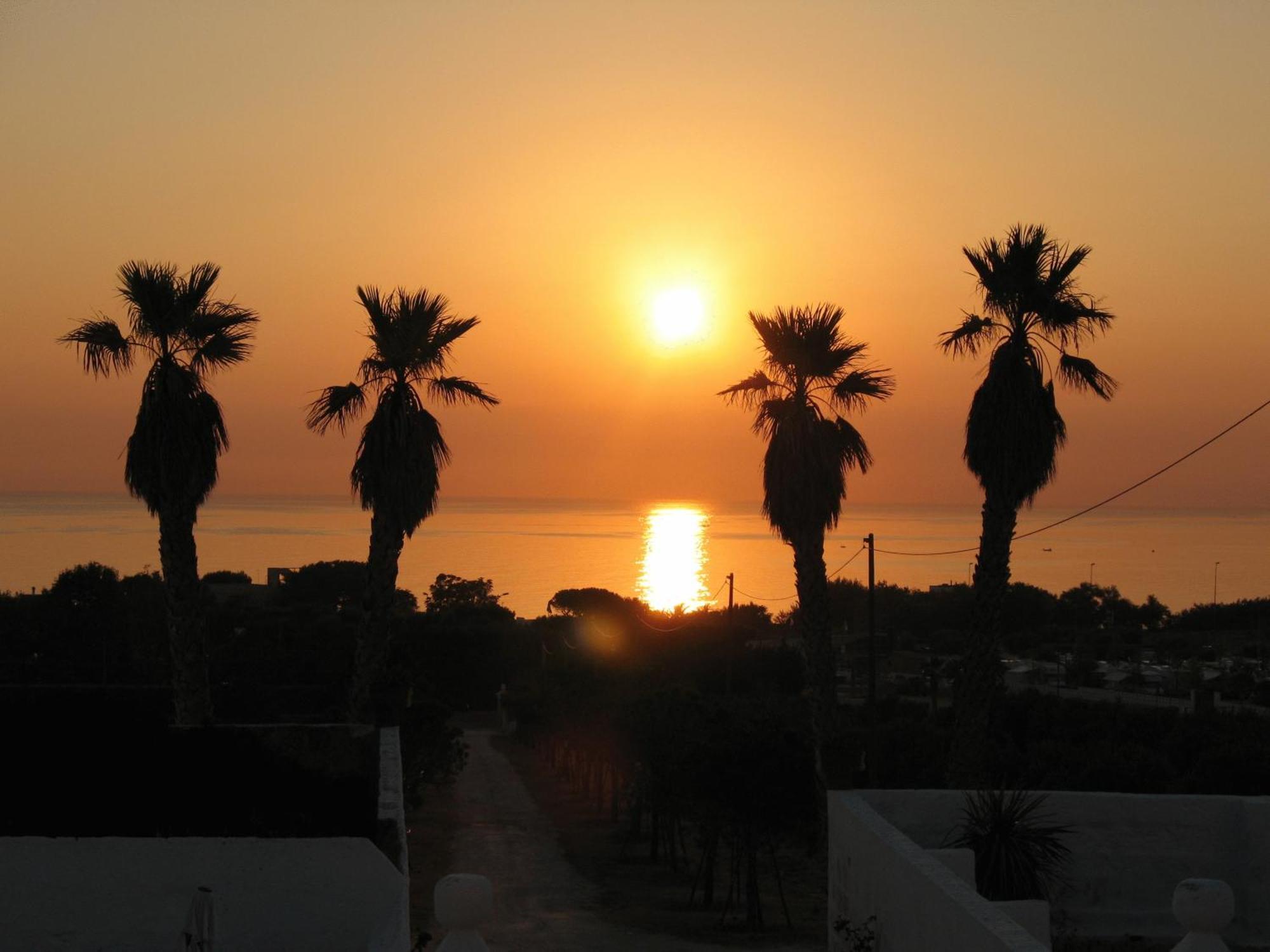 Hotel Masseria Fortificata Donnaloia Monopoli Eksteriør billede
