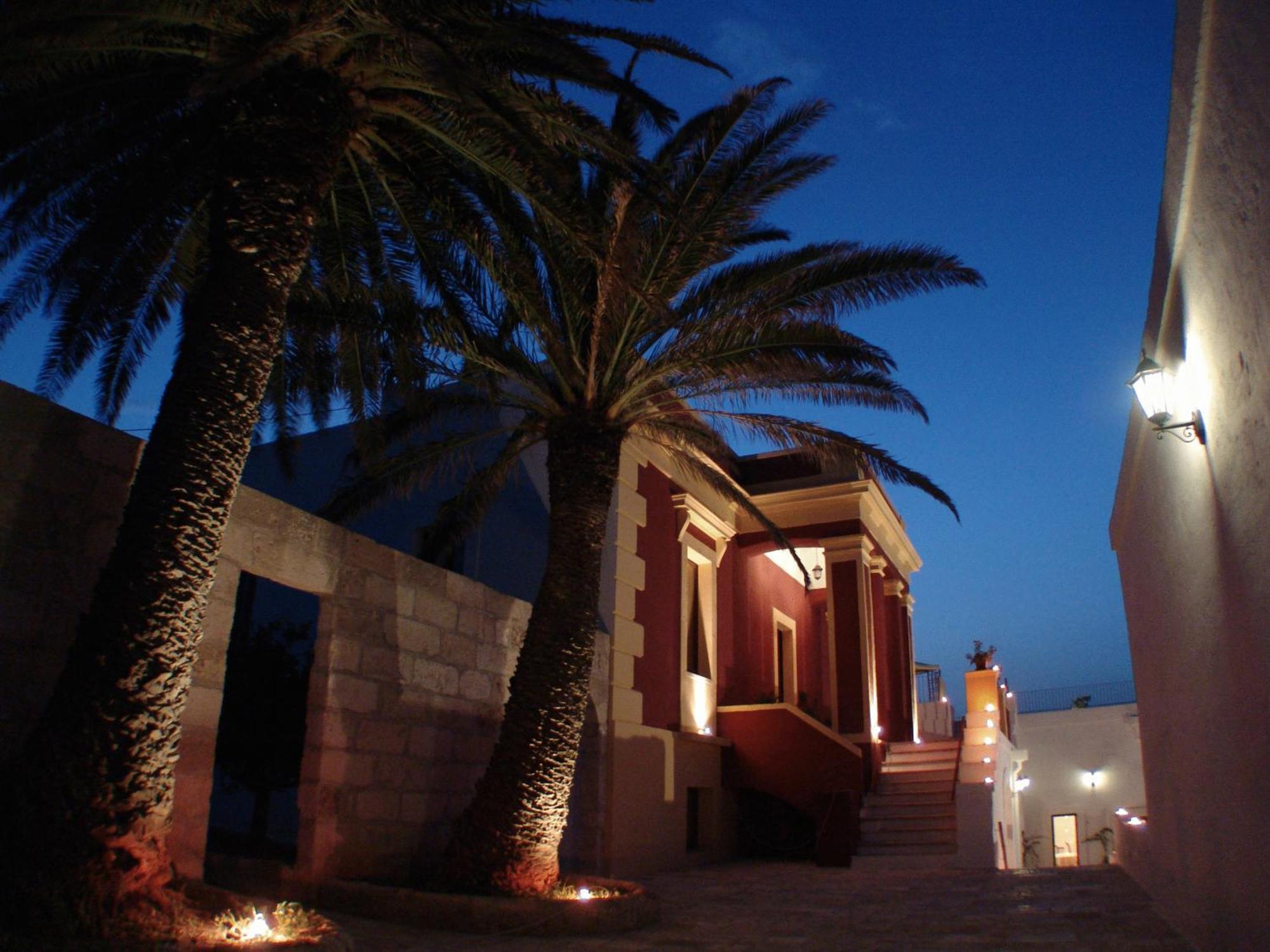 Hotel Masseria Fortificata Donnaloia Monopoli Eksteriør billede