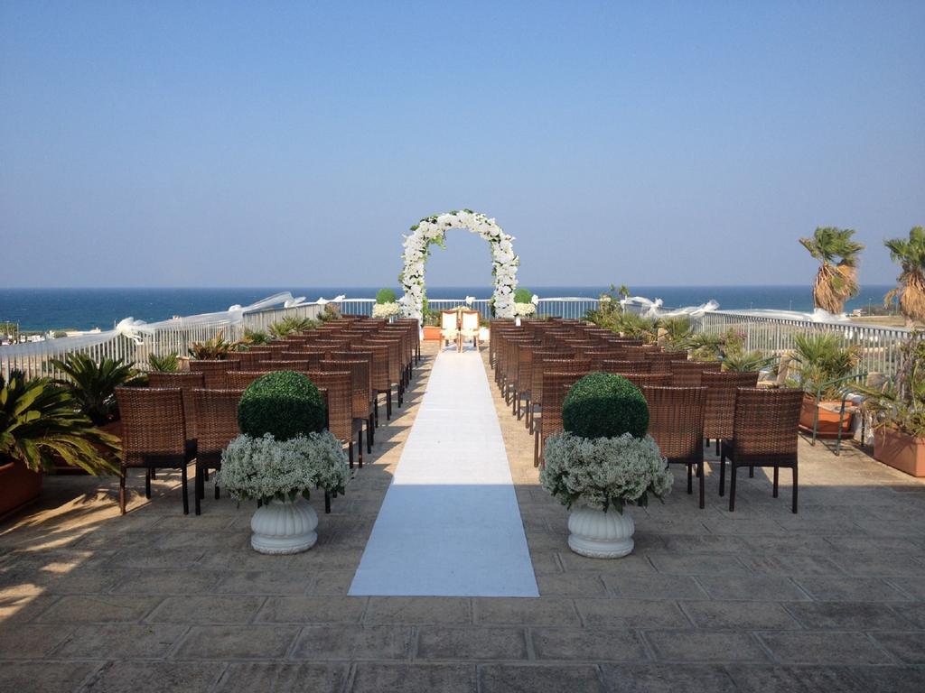 Hotel Masseria Fortificata Donnaloia Monopoli Eksteriør billede